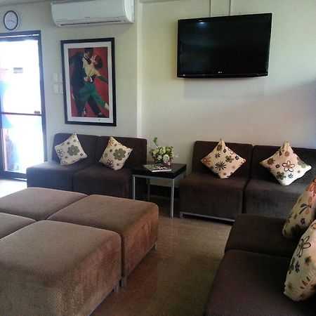 Mariposa Budget Hotel - Taytay Taytay  Bagian luar foto