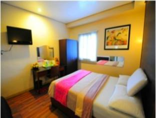 Mariposa Budget Hotel - Taytay Taytay  Bagian luar foto